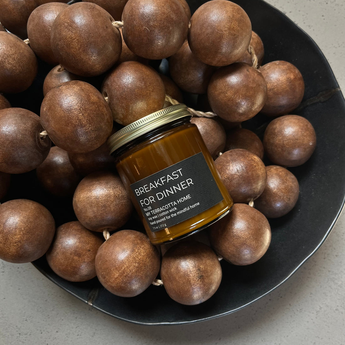 Fall into Cozy Bliss: A Story of Autumn Candles