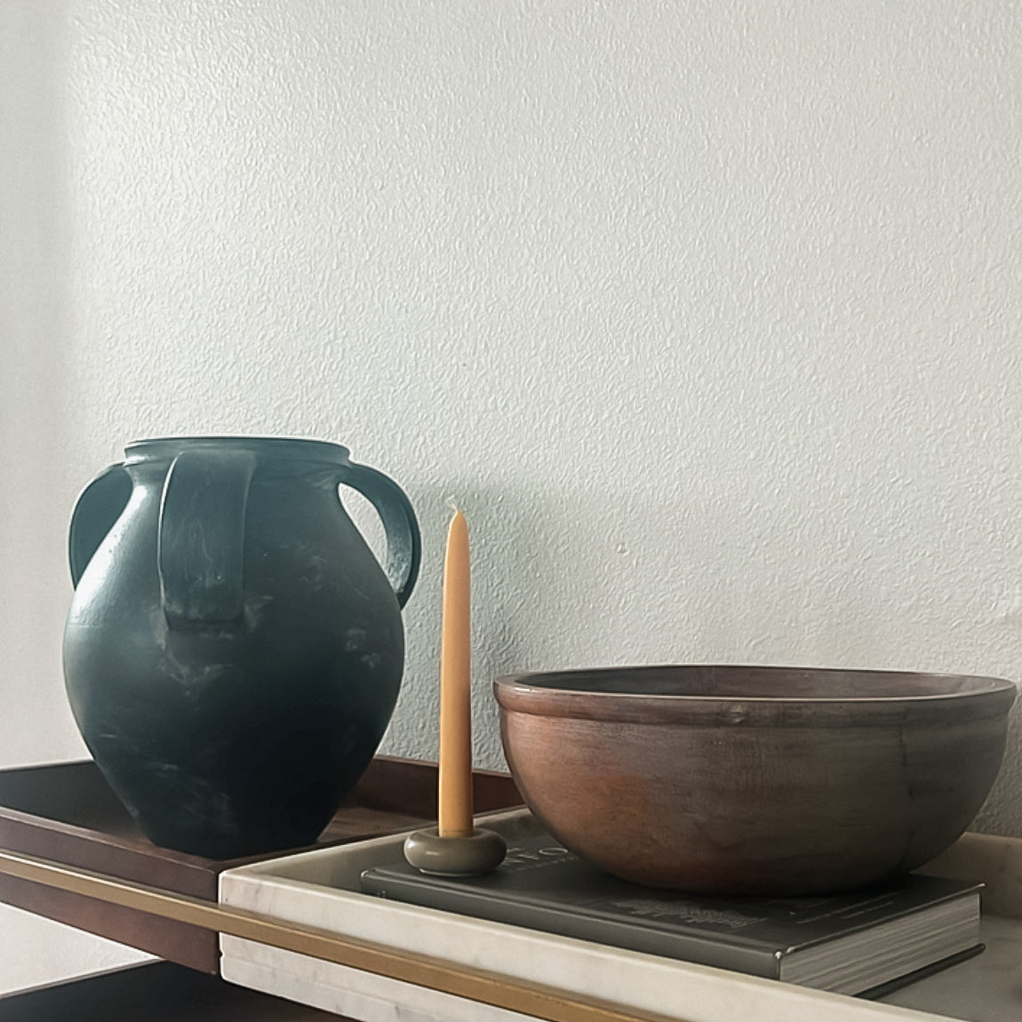 round candle holder